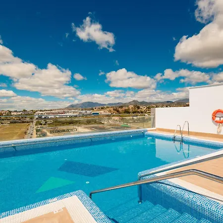 Apartment Contemporary 2 Bedroom In Nueva Andalucia Marbella