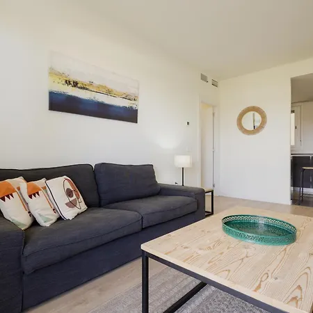 Contemporary 2 Bedroom In Nueva Andalucia Apartment Marbella
